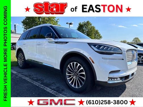 White 2021 Lincoln Aviator Reserve AWD