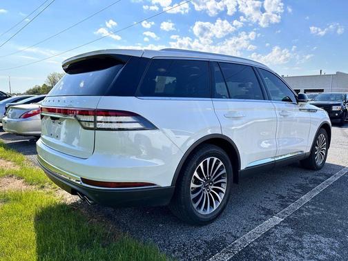 White 2021 Lincoln Aviator Reserve AWD