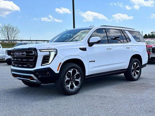 White 2025 GMC Yukon AT4