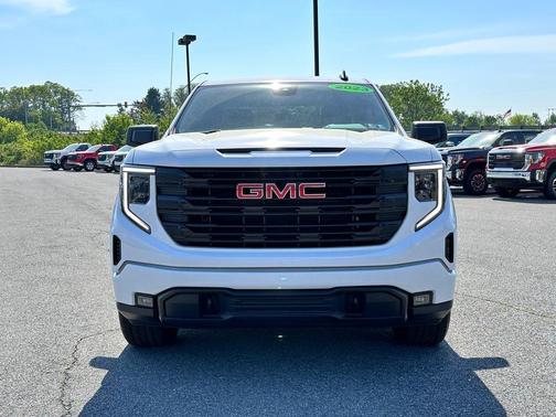 White 2023 GMC Sierra 1500 Elevation