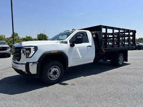 2025 GMC Sierra 3500 Pro