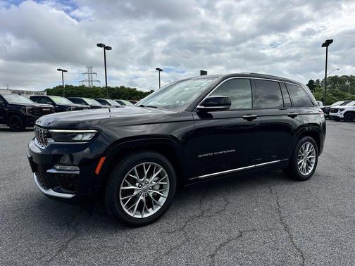 2022 Jeep Grand Cherokee Summit