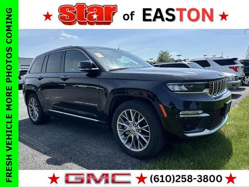 2022 Jeep Grand Cherokee Summit