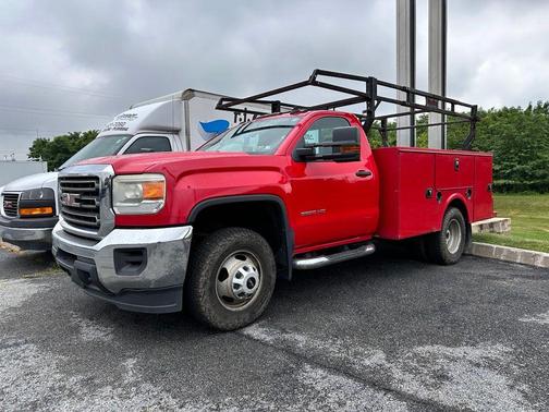 Red 2015 GMC Sierra 3500 W/ PALFINGER BODY