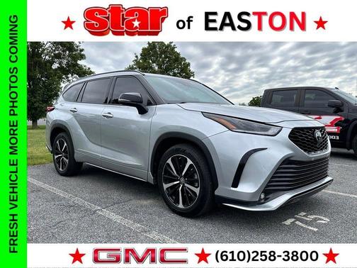 Silver 2021 Toyota Highlander XSE