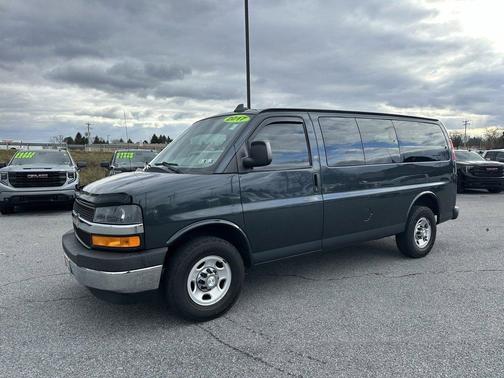 2017 Chevrolet Express 2500 LT