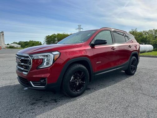 2024 GMC Terrain AT4