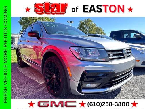 Pyrite Silver Metallic 2021 Volkswagen Tiguan 2.0T SE R-Line Black