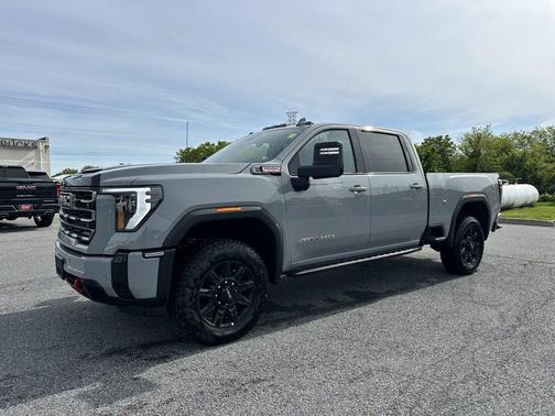 2025 GMC Sierra 2500 AT4