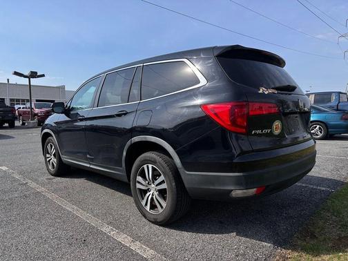 Black 2017 Honda Pilot EX-L