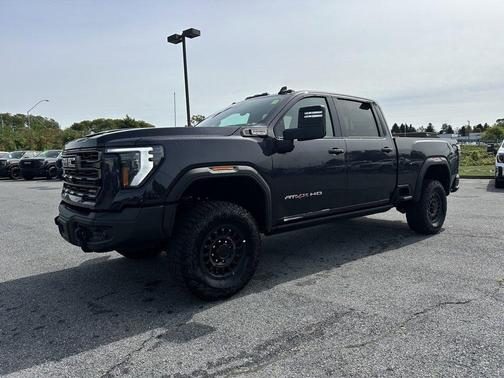 2025 GMC Sierra 2500 AT4X