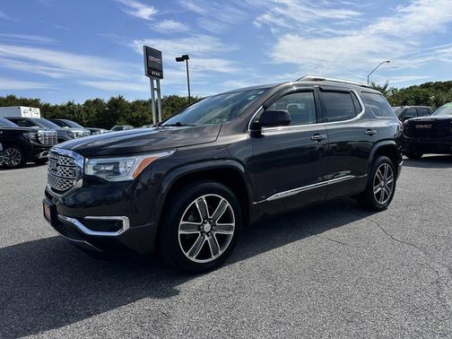 2019 GMC Acadia Denali