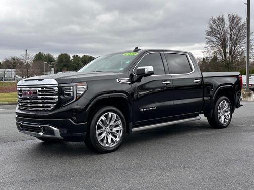 Black 2025 GMC Sierra 1500 Denali