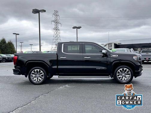 Black 2025 GMC Sierra 1500 Denali