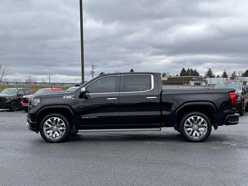 Black 2025 GMC Sierra 1500 Denali