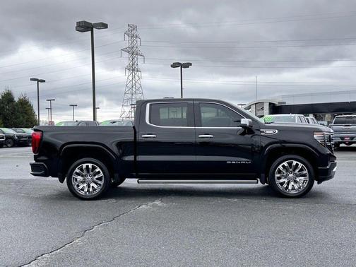 2025 GMC Sierra 1500 Denali