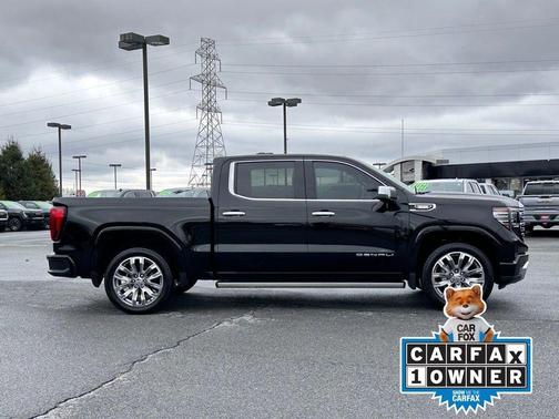 Black 2025 GMC Sierra 1500 Denali