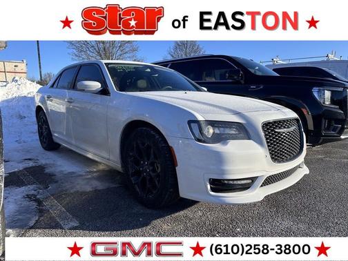2023 Chrysler 300 Touring L