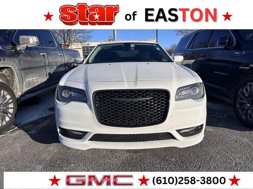 2023 Chrysler 300 Touring L