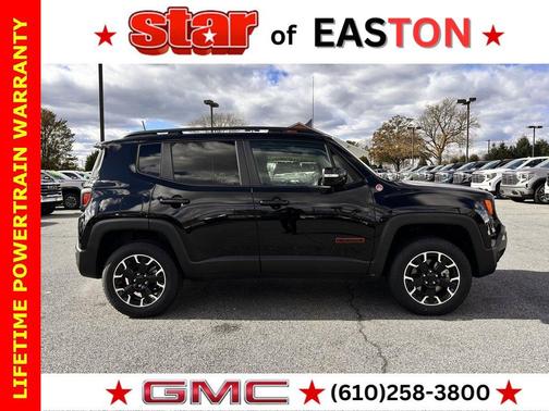 2023 Jeep Renegade Trailhawk