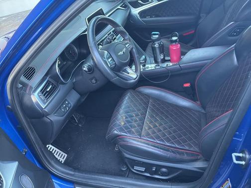 2020 Genesis G70 2.0T RWD