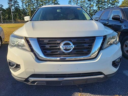 Glacier White 2017 Nissan Pathfinder SL