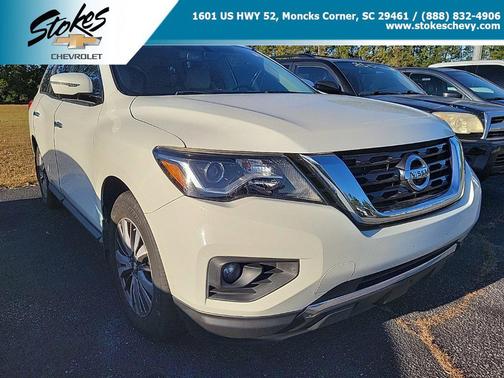 Glacier White 2017 Nissan Pathfinder SL