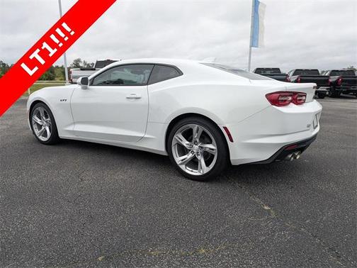 2021 Chevrolet Camaro RWD Coupe LT1