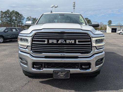 2022 RAM 2500 Laramie Crew Cab 4x4 6'4' Box