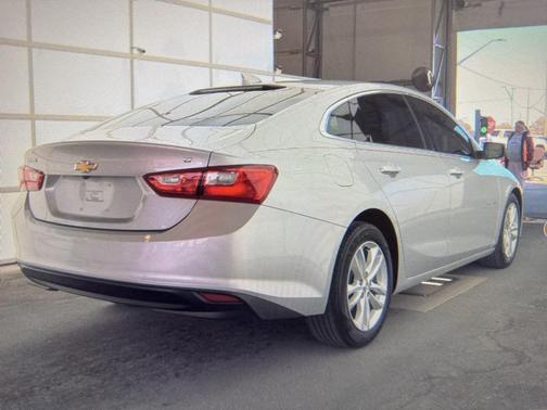 2017 Chevrolet Malibu 1LT