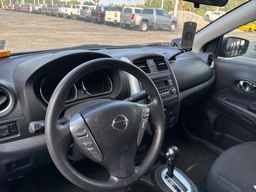 2017 Nissan Versa 1.6 SV