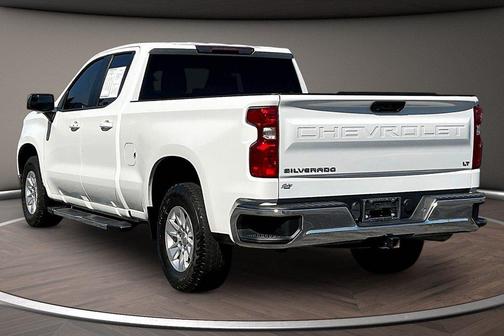 Summit White 2023 Chevrolet Silverado 1500 LT