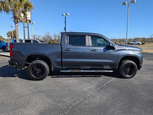 2022 Chevrolet Silverado 1500 Custom Trail Boss