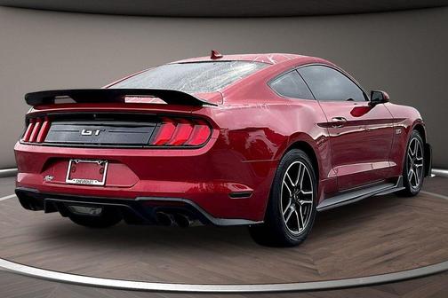 Rapid Red Metallic Tinted Clearcoat 2022 Ford Mustang GT Premium