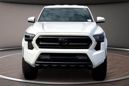 Ice 2024 Toyota Tacoma SR5