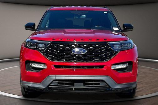 Rapid Red Metallic Tinted Clearcoat 2023 Ford Explorer ST-Line