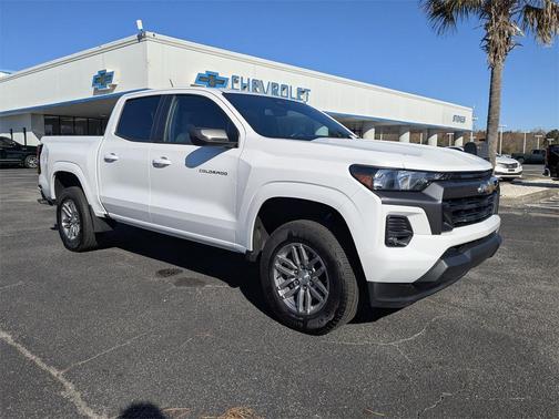 2024 Chevrolet Colorado LT