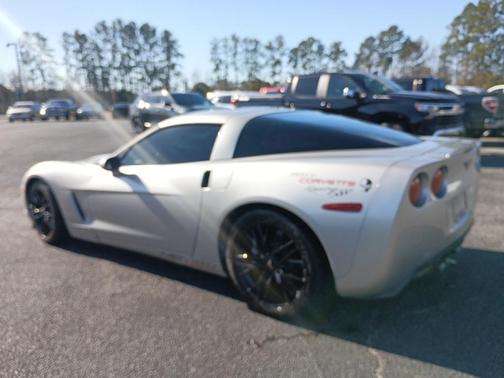 2005 Chevrolet Corvette Base