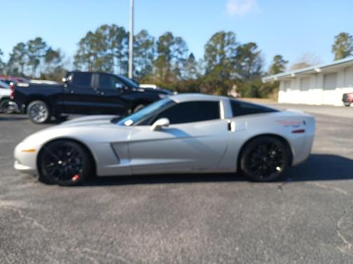 2005 Chevrolet Corvette Base