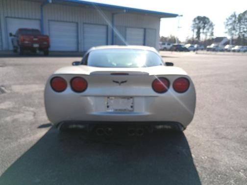 2005 Chevrolet Corvette Base