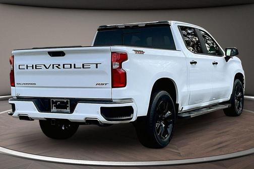 Summit White 2020 Chevrolet Silverado 1500 RST