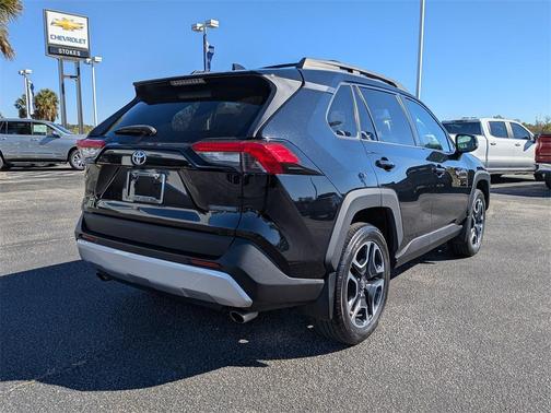 2019 Toyota RAV4 Adventure