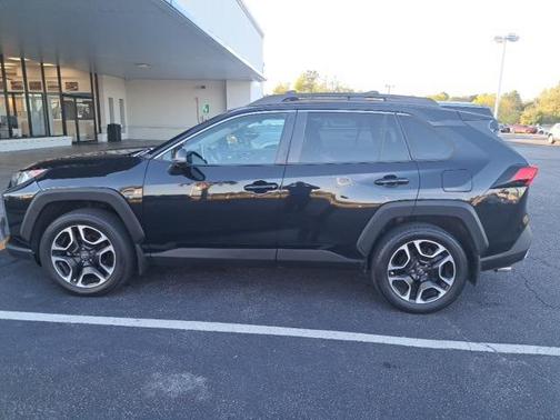 2019 Toyota RAV4 Adventure