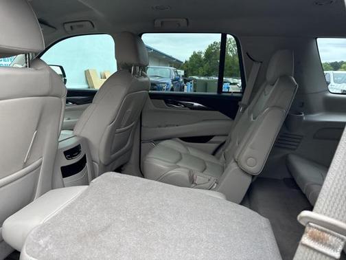 2018 Cadillac Escalade Base