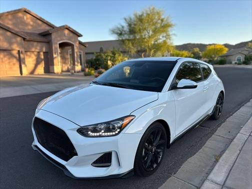 2021 Hyundai Veloster Base