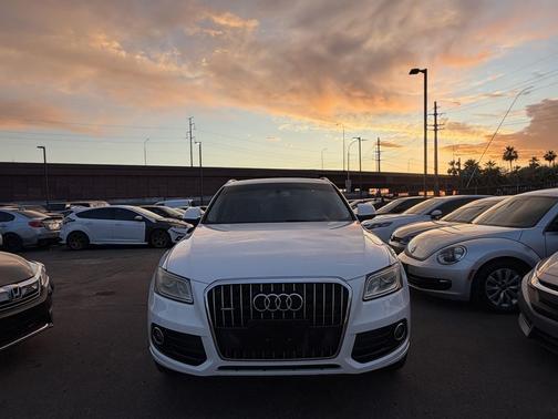 White 2015 Audi Q5 2.0T Premium Plus