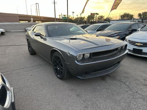 2012 Dodge Challenger SXT