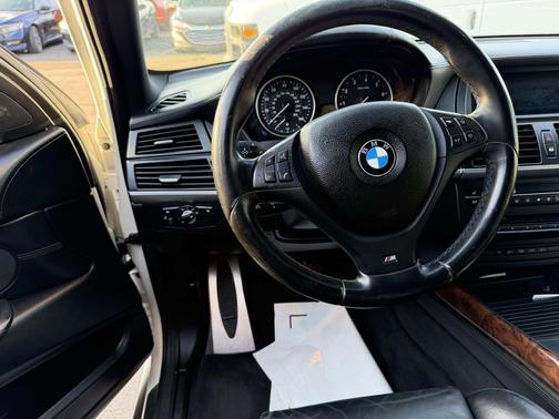 Alpine White 2012 BMW X5 xDrive50i