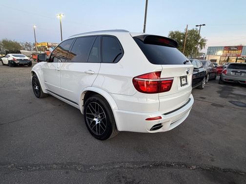 Alpine White 2012 BMW X5 xDrive50i