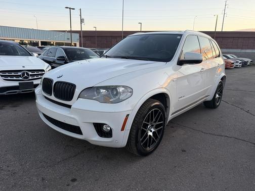 Alpine White 2012 BMW X5 xDrive50i